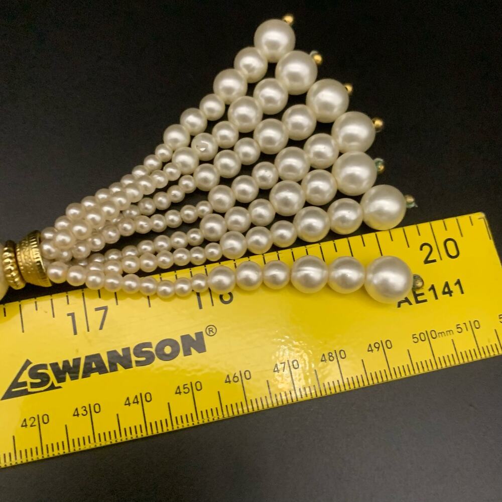 Vintage Faux Pearl Chandelier Statement Necklace - Picture 14 of 16